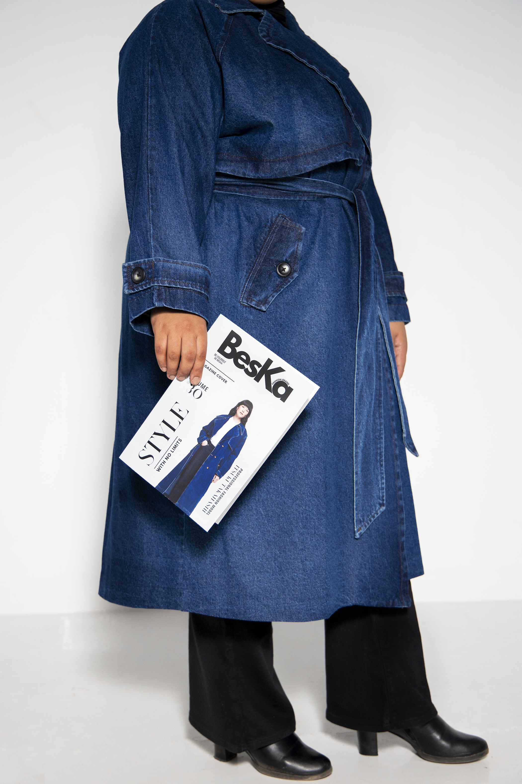 DARK BLUE TRENCH COAT