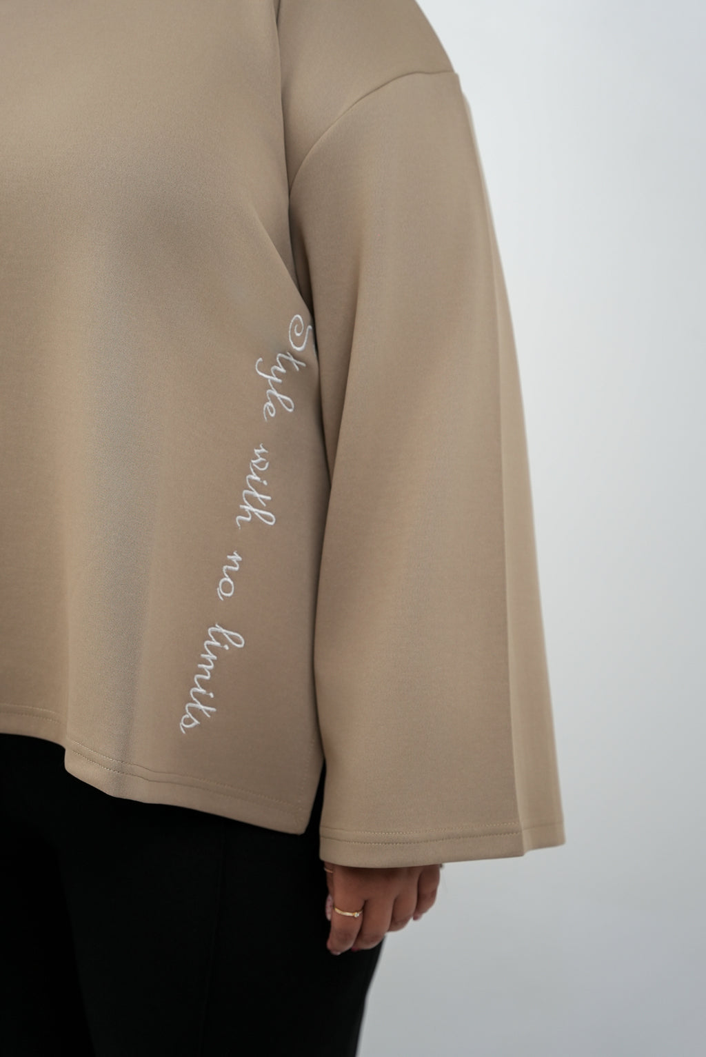 BEIGE OVERSIZED SHIRT