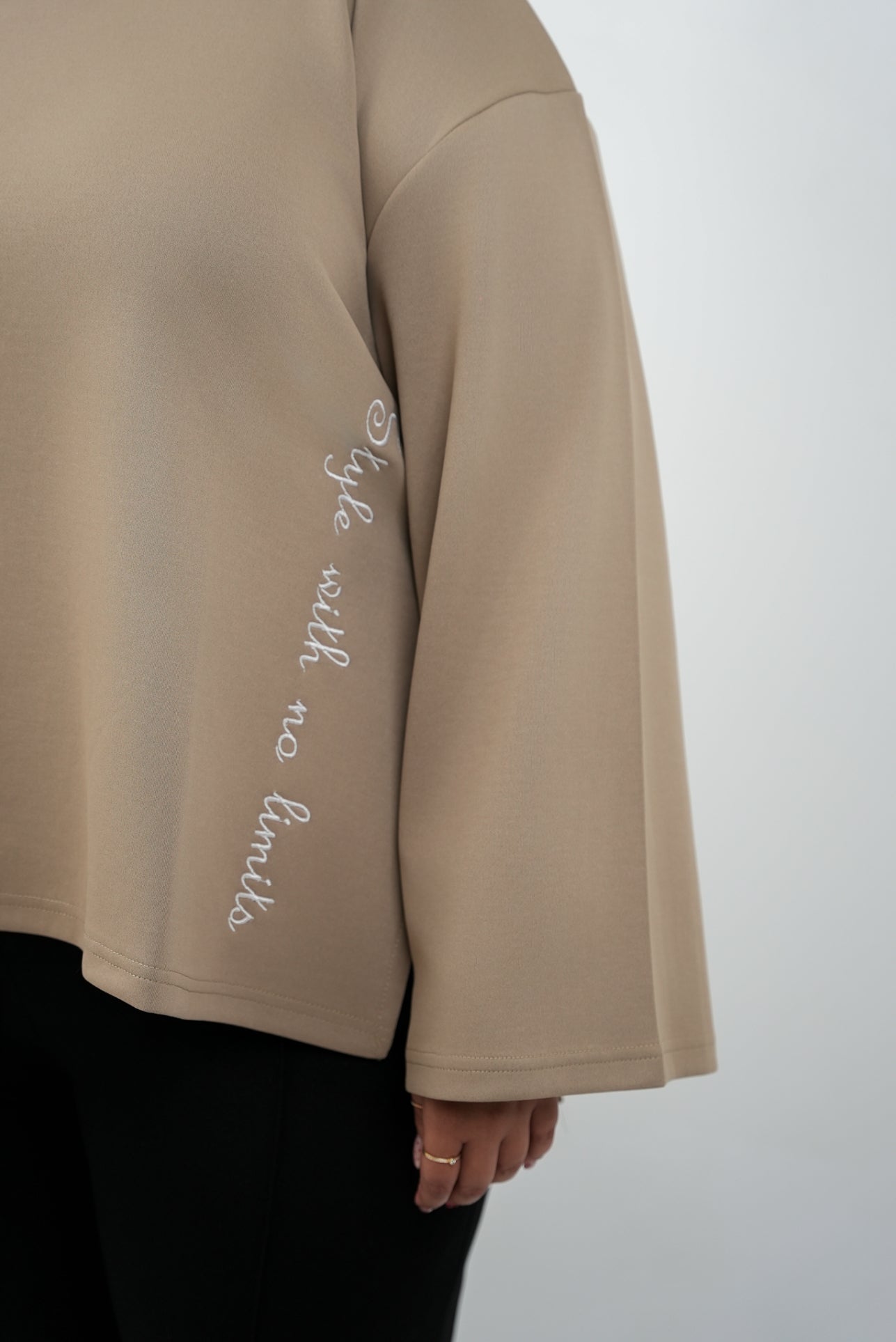 BEIGE OVERSIZED SHIRT