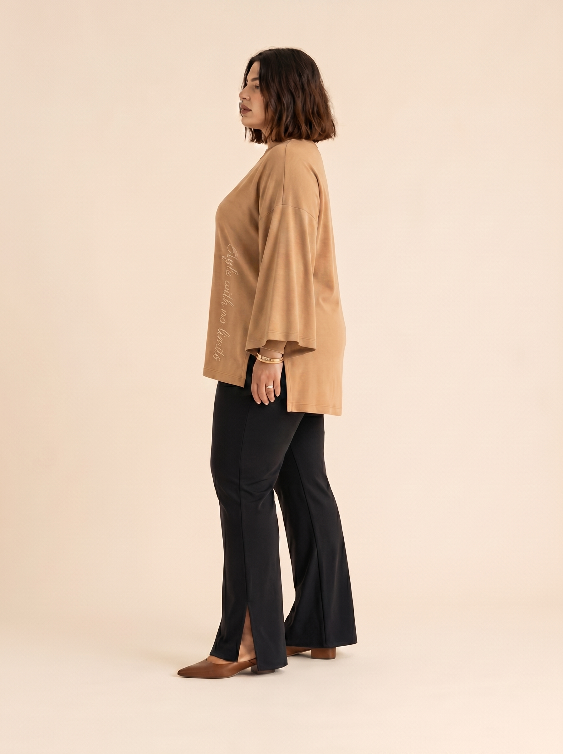 BEIGE OVERSIZED SHIRT